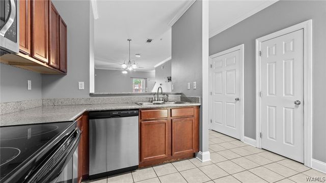 3218 Veterans Memorial 714, Tuscaloosa, AL 35404