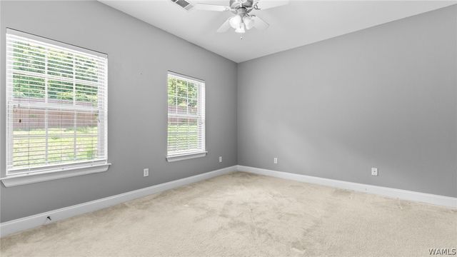 3218 Veterans Memorial 714, Tuscaloosa, AL 35404