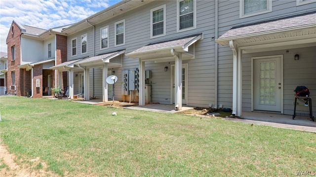 3218 Veterans Memorial 714, Tuscaloosa, AL 35404