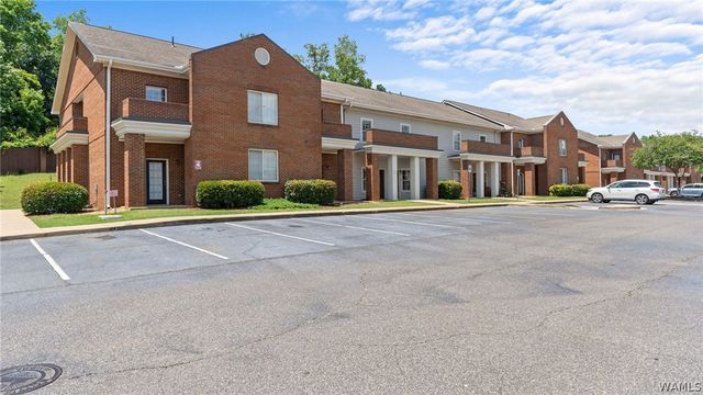 3218 Veterans Memorial 714, Tuscaloosa, AL 35404