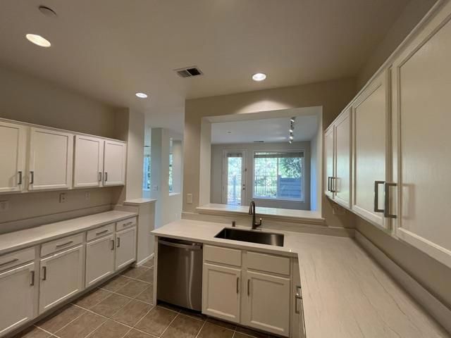 150 Positano Circle, Redwood City, CA 94065