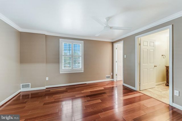 8105 OAKLAKE CT, Alexandria, VA 22309