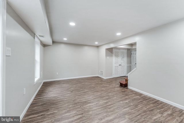 8105 OAKLAKE CT, Alexandria, VA 22309