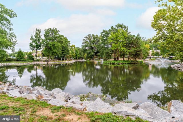 8105 OAKLAKE CT, Alexandria, VA 22309