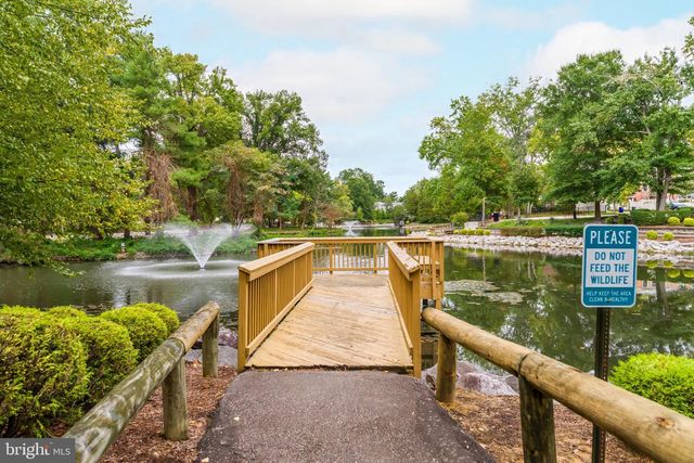 8105 OAKLAKE CT, Alexandria, VA 22309