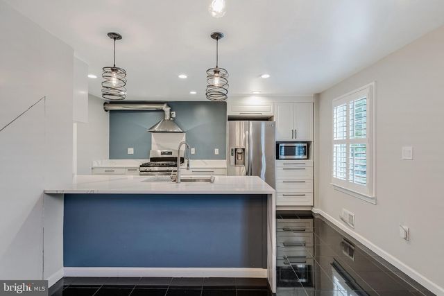 8105 OAKLAKE CT, Alexandria, VA 22309