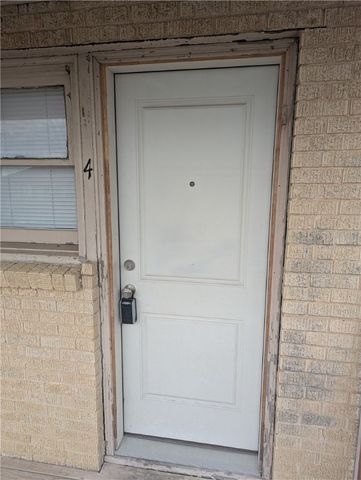 253 Rosebud Ave 4, Corpus Christi, TX 78404