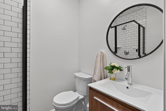 611 18TH ST NE, Washington, DC 20002