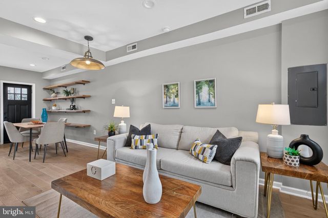 611 18TH ST NE, Washington, DC 20002