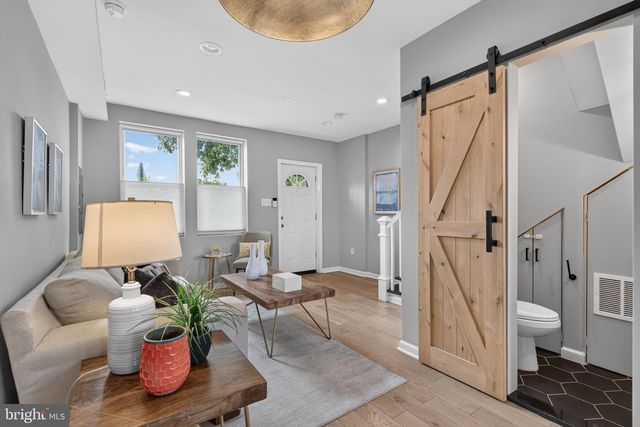 611 18TH ST NE, Washington, DC 20002
