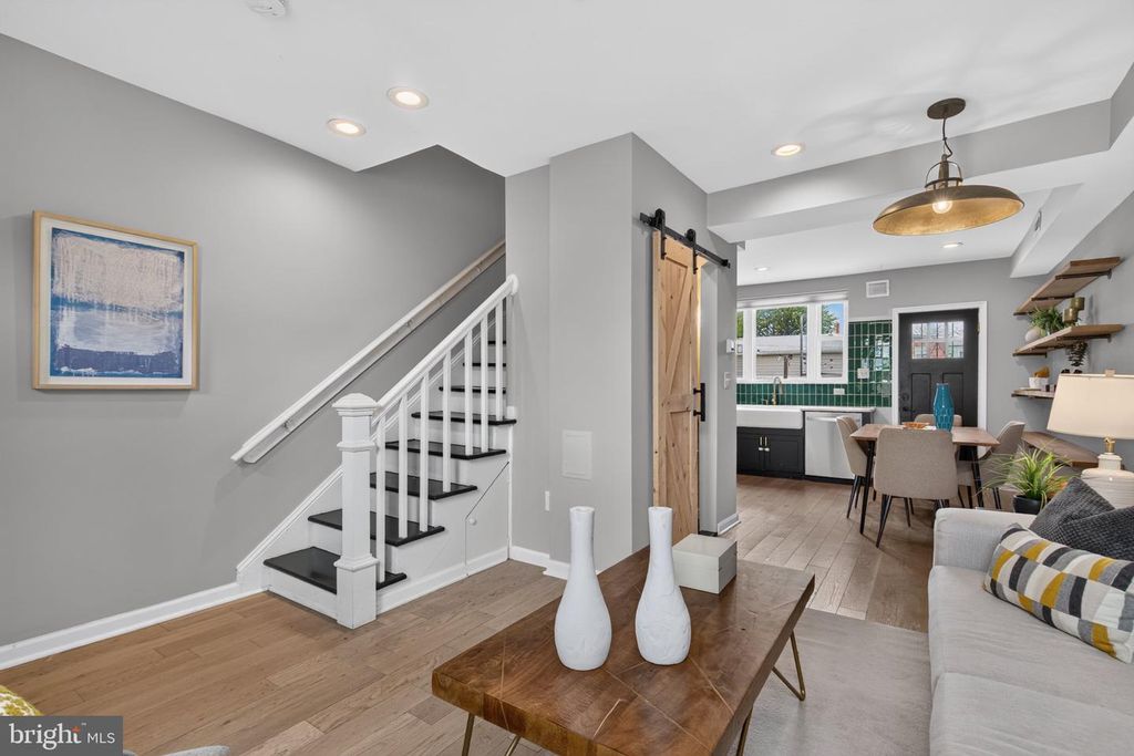 611 18TH ST NE, Washington, DC 20002
