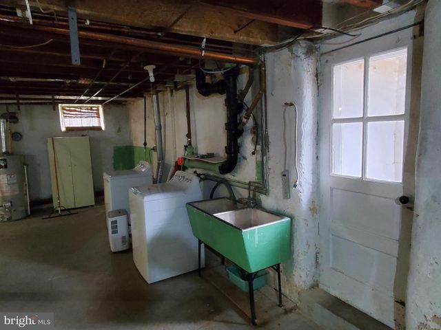 819 NW LONGSTRETH AVE, Jenkintown, PA 19046