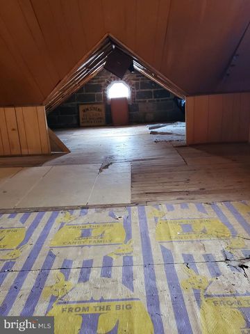 819 NW LONGSTRETH AVE, Jenkintown, PA 19046