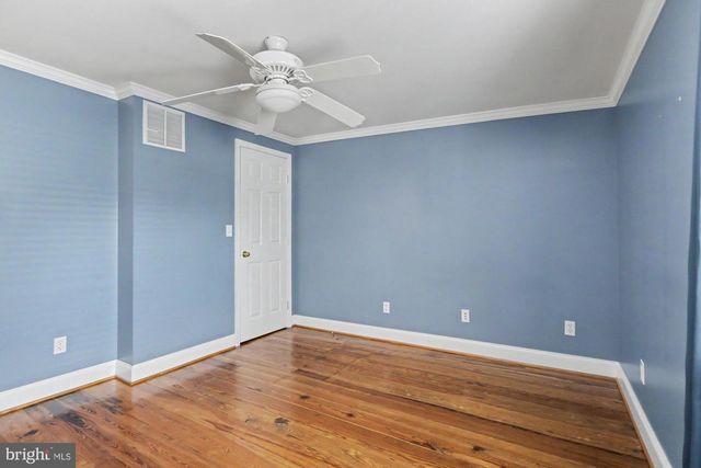 2048 BANK ST, Baltimore, MD 21231