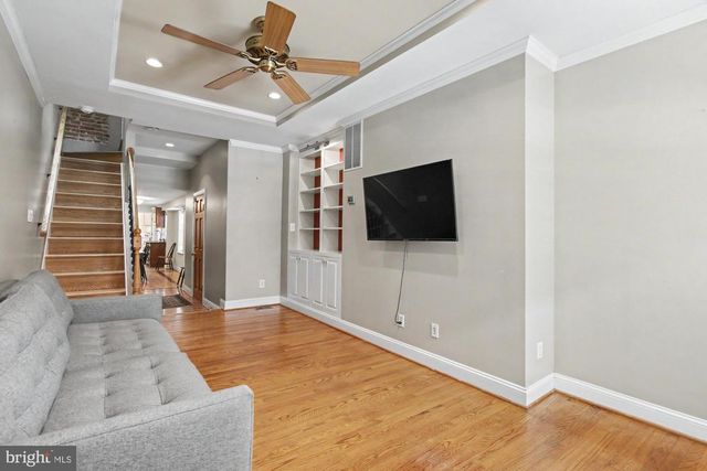 2048 BANK ST, Baltimore, MD 21231