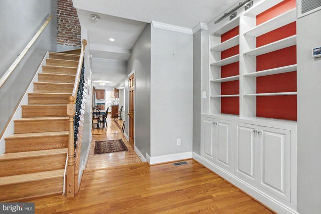 2048 BANK ST, Baltimore, MD 21231
