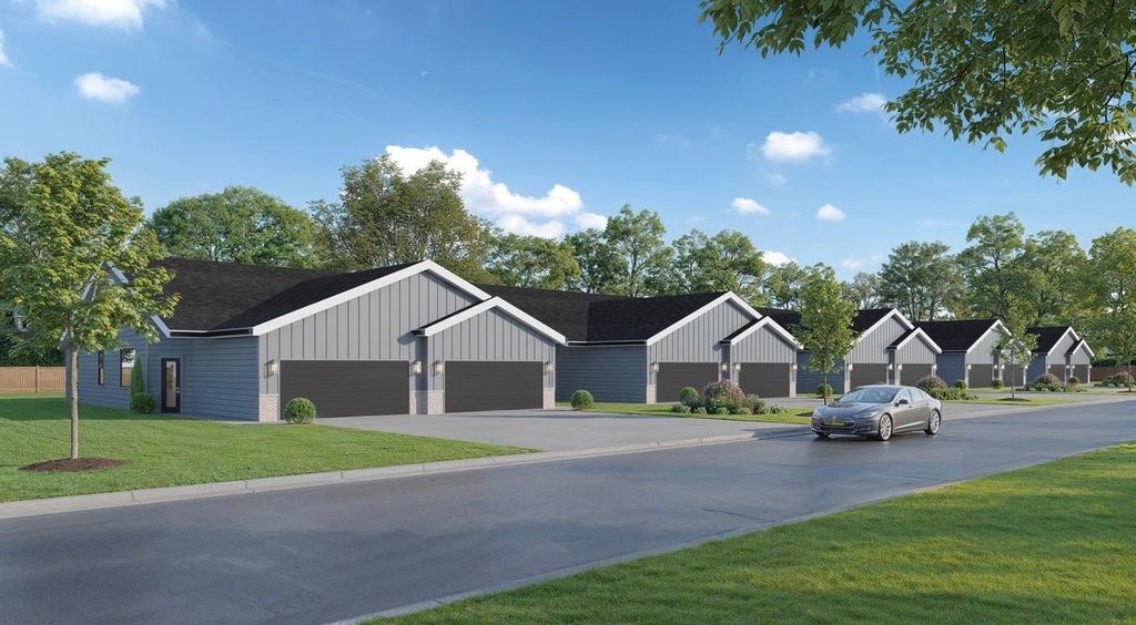 2120-2122 E Plaza Court, Haysville, KS 67060