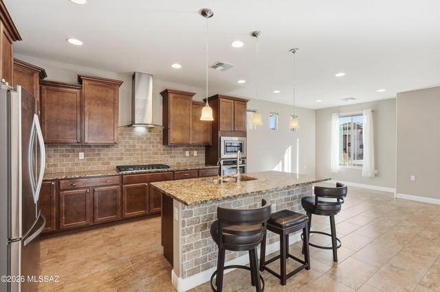 14001 E Voss Street, Vail, AZ 85641