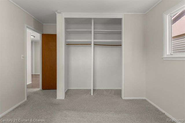 2269 S Circle Drive, Ann Arbor, MI 48103