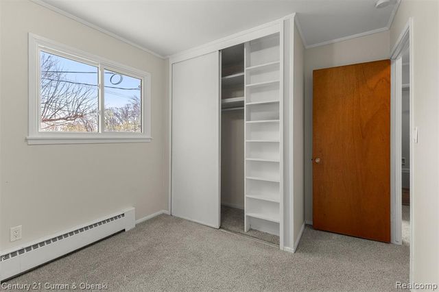 2269 S Circle Drive, Ann Arbor, MI 48103