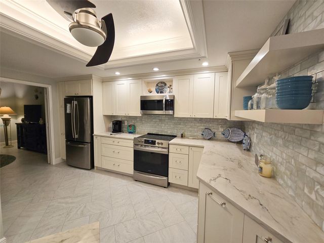 3120 N Highway A1a 1302, Fort Pierce, FL 34949