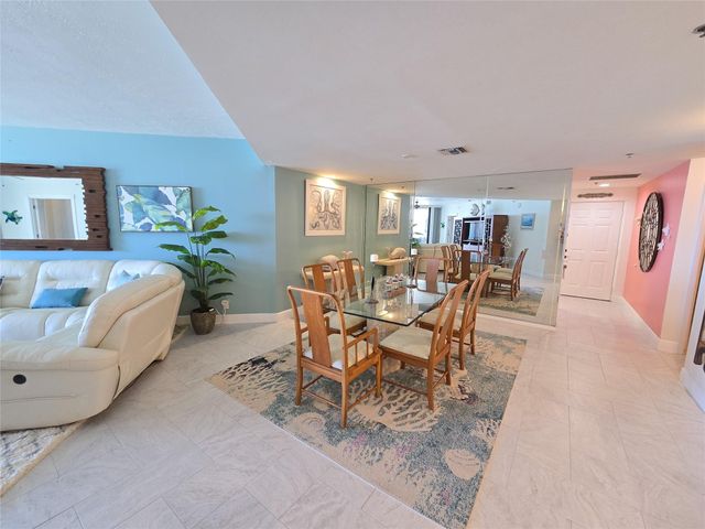 3120 N Highway A1a 1302, Fort Pierce, FL 34949