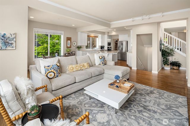 11919 89th Place NE, Kirkland, WA 98034