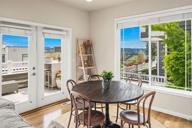11919 89th Place NE, Kirkland, WA 98034
