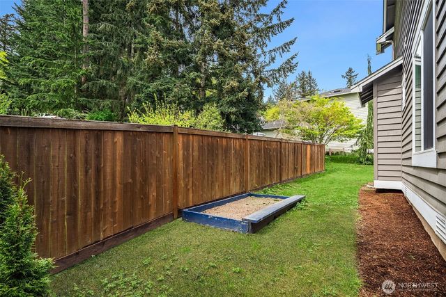 11919 89th Place NE, Kirkland, WA 98034