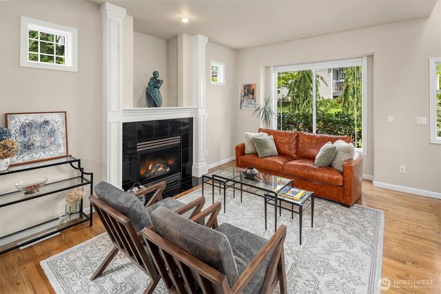 11919 89th Place NE, Kirkland, WA 98034