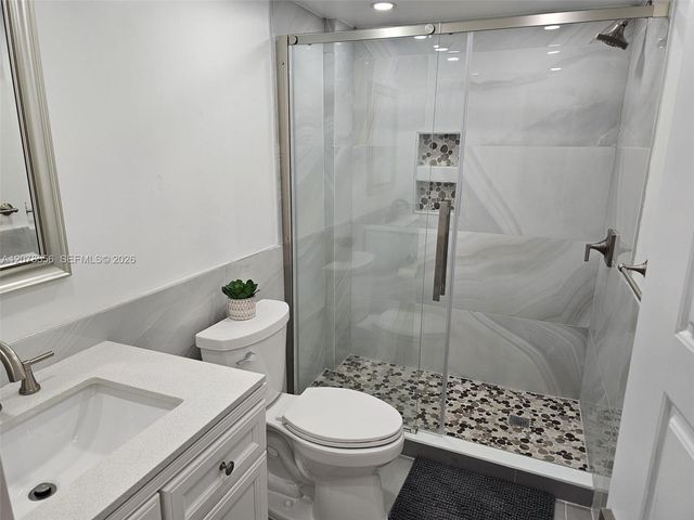 3605 Indian Creek Drive 203, Miami Beach, FL 33140