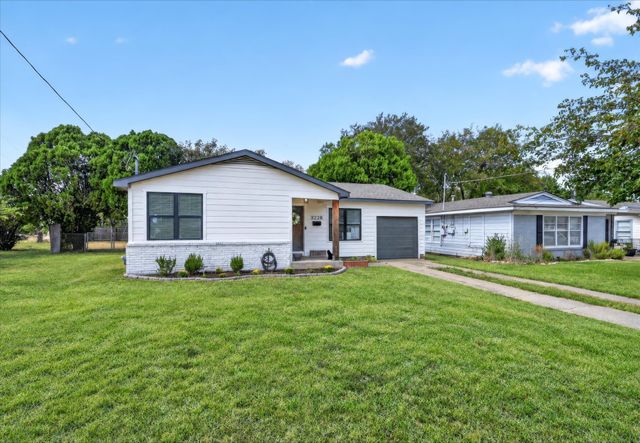 3228 Olive Place, Fort Worth, TX 76116