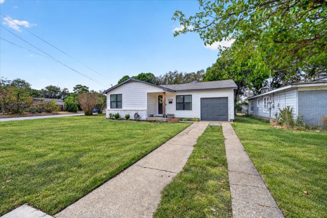 3228 Olive Place, Fort Worth, TX 76116