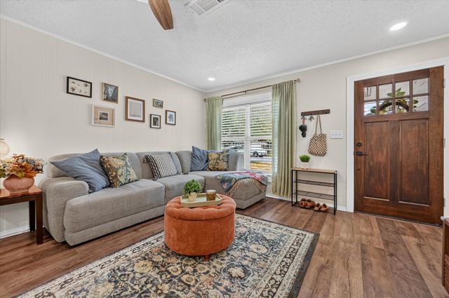 3228 Olive Place, Fort Worth, TX 76116