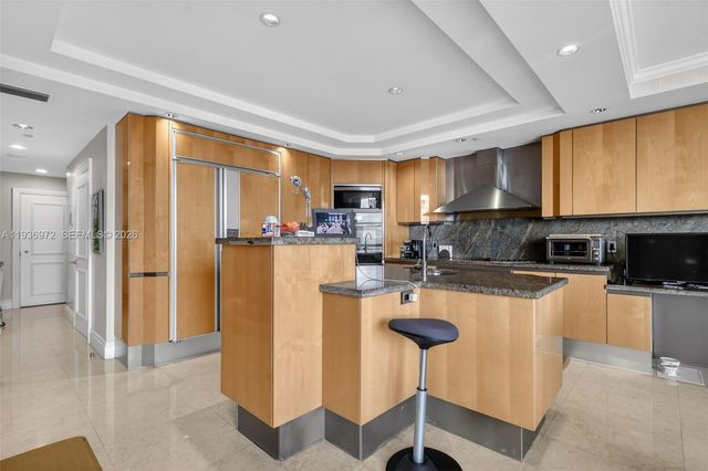 2600 Island Boulevard 3006, Aventura, FL 33160