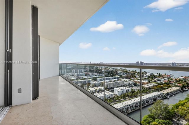 2600 Island Boulevard 3006, Aventura, FL 33160