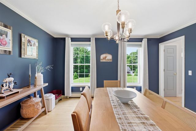 2 Chelsea Drive, Bow, NH 03304
