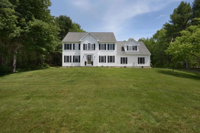 2 Chelsea Drive, Bow, NH 03304
