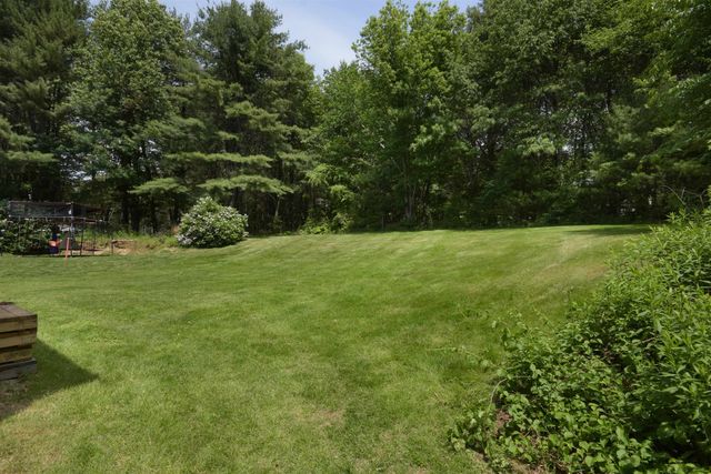 2 Chelsea Drive, Bow, NH 03304