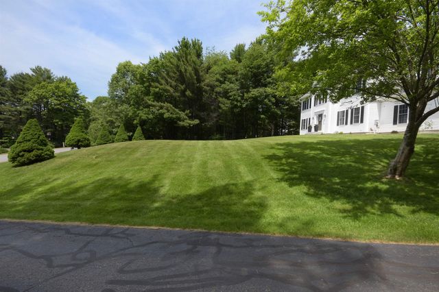 2 Chelsea Drive, Bow, NH 03304