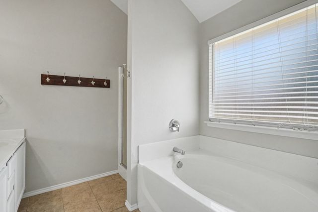 2073 Joyner Ranch Road, Fort Worth, TX 76134
