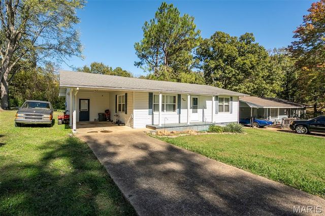 1313 Peggy Lane, Poplar Bluff, MO 63901