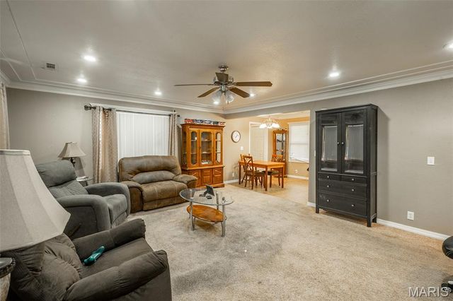 1313 Peggy Lane, Poplar Bluff, MO 63901