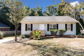814 King Arthur Drive, Gastonia, NC 28056