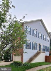 4652 BUCKHORN RDG, Fairfax, VA 22030