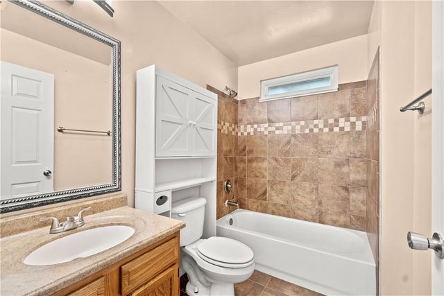 1190 12th Court SW, Vero Beach, FL 32962