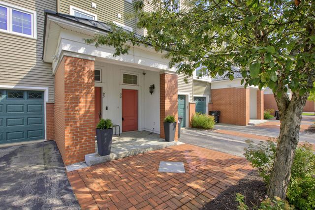 92 Riverwalk Way, Manchester, NH 03101