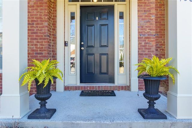 400 Pinoak Drive, Woodstock, GA 30188