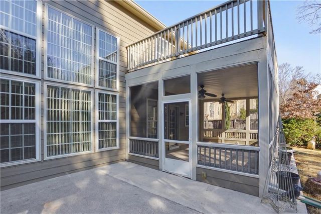 400 Pinoak Drive, Woodstock, GA 30188