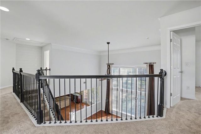 400 Pinoak Drive, Woodstock, GA 30188